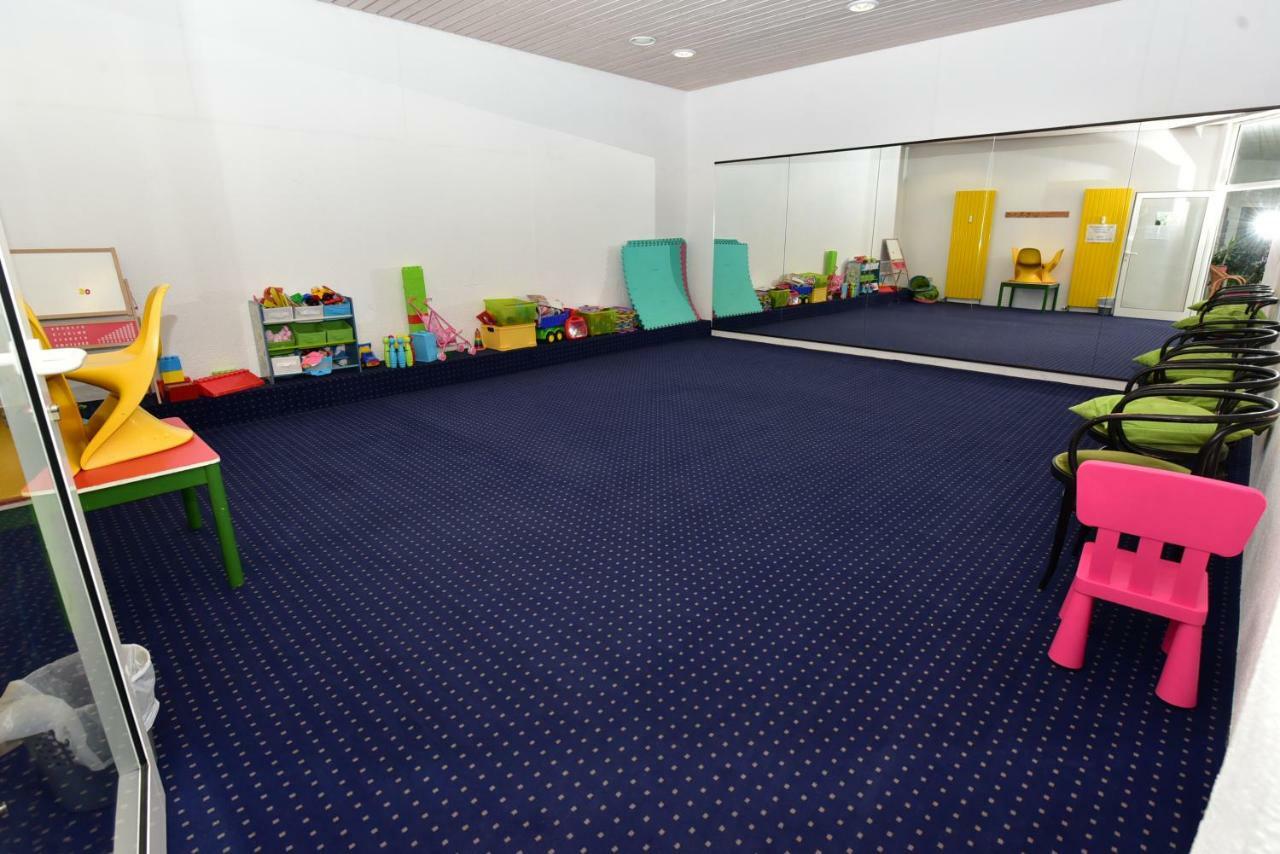 Ferienwohnung "Rodelnde Geiss" Mit Schwimmbad Braunlage Exterior photo